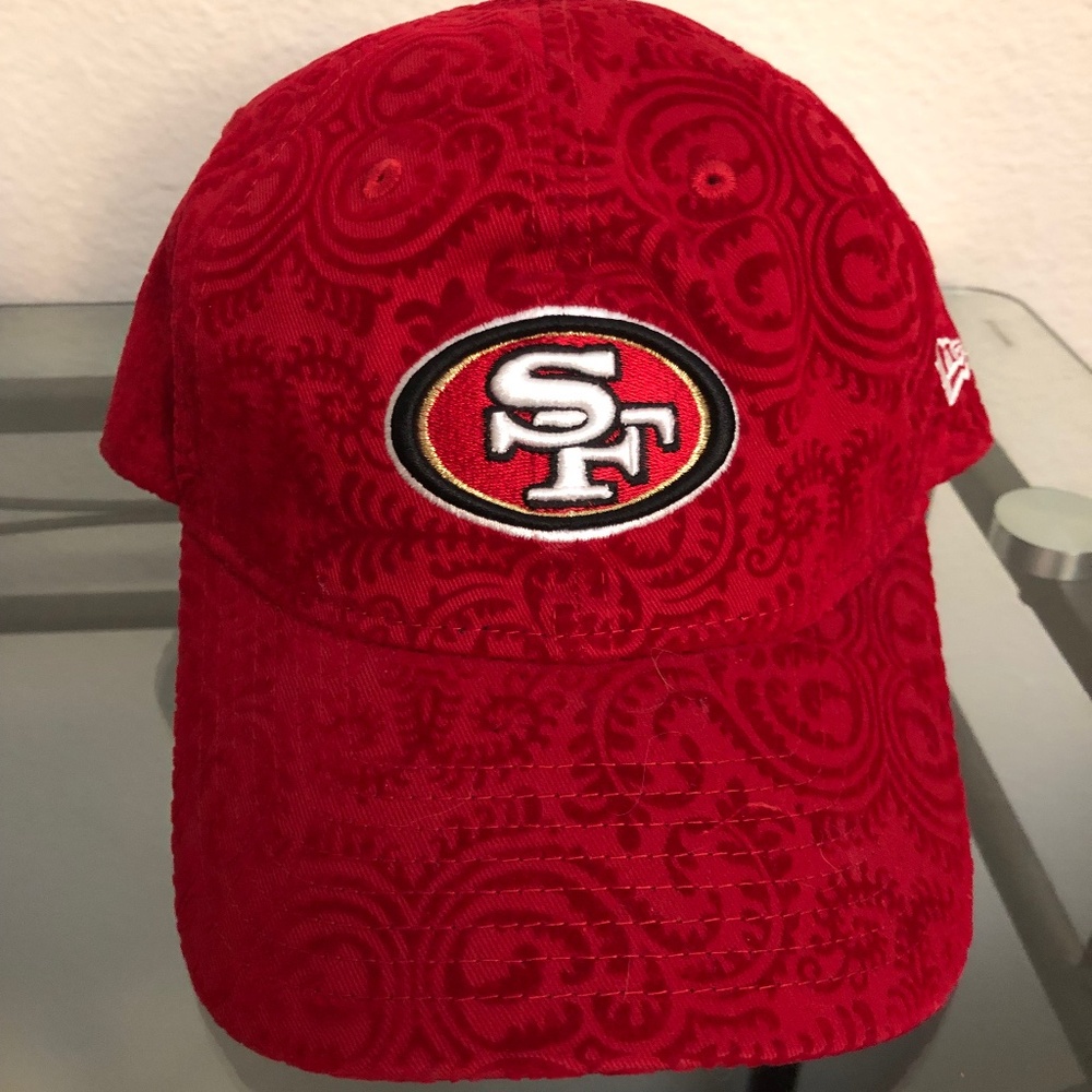 New Era 49ers Hat Paisley Print Women’s Red San Francisco Forty Niners NFL Hat